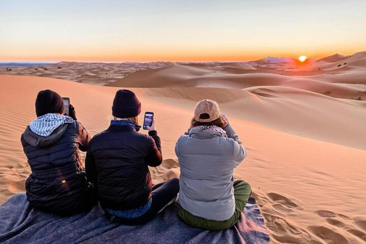 Luxury Desert Camp Мерцуга Екстериор снимка