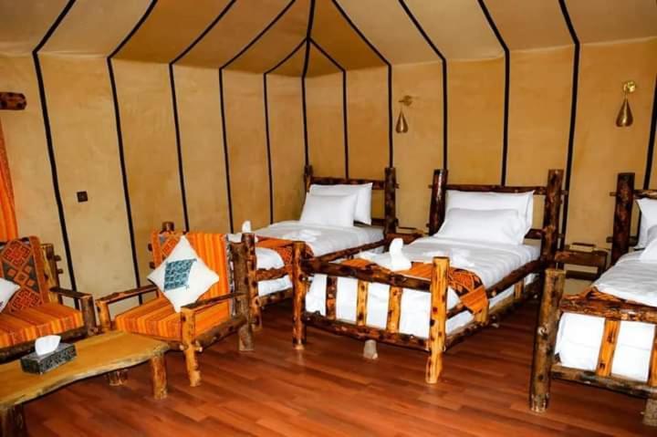 Luxury Desert Camp Мерцуга Екстериор снимка